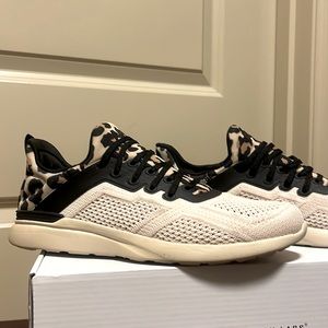 Athletic Propulsion Labs (APL) Women's TechLoom Tracer Sneakers